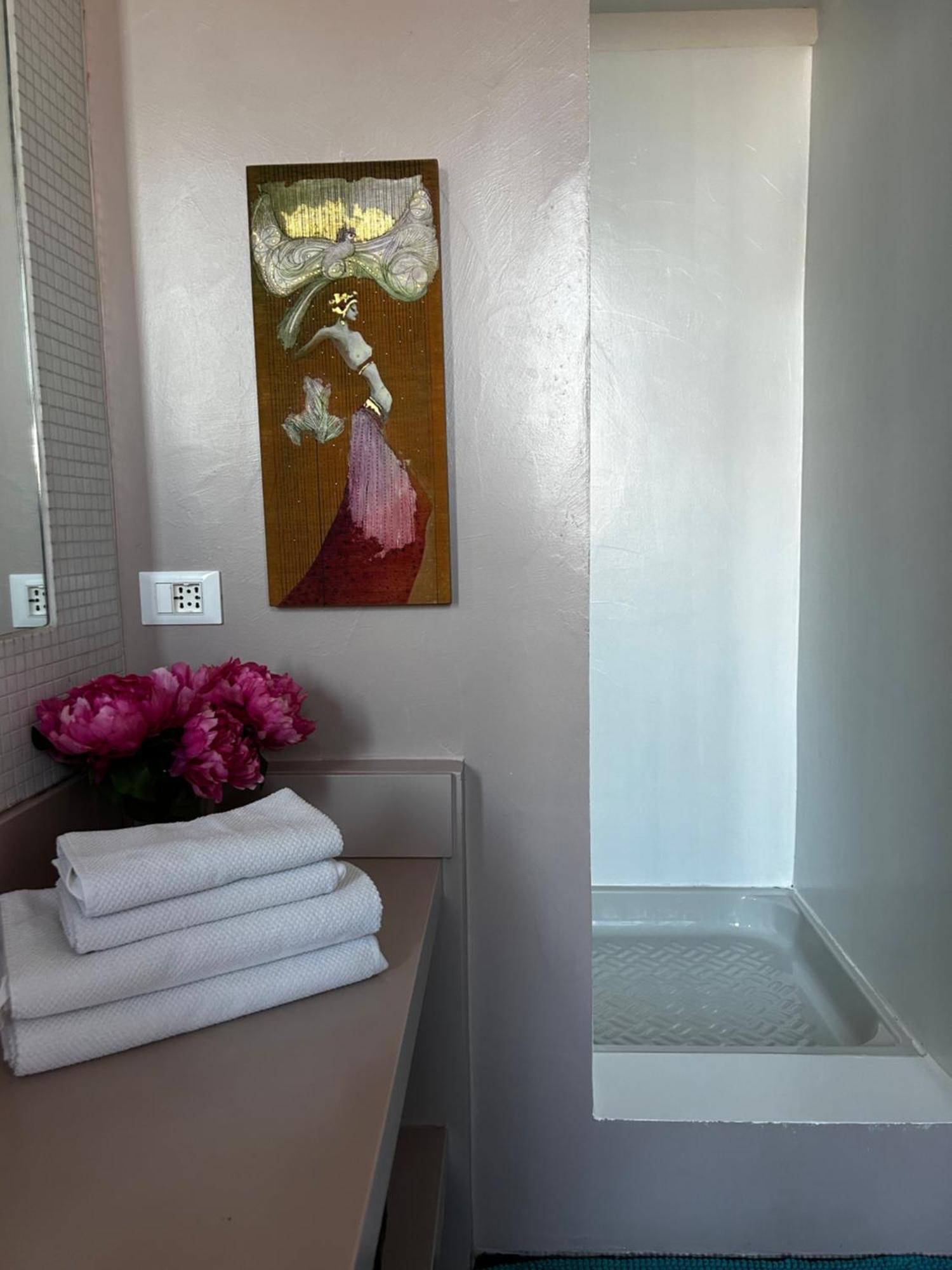 Sant'Ambrogio With Charme Apartment Milano Ngoại thất bức ảnh
